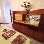 Elegant Large House F1f2 * 그라베도나