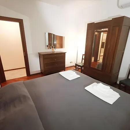 펜션 Elegant Large House F1f2 그라베도나