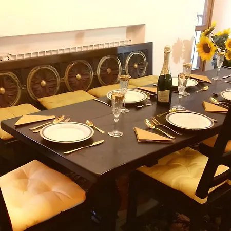 Elegant Large House F1f2 Ferienhaus *