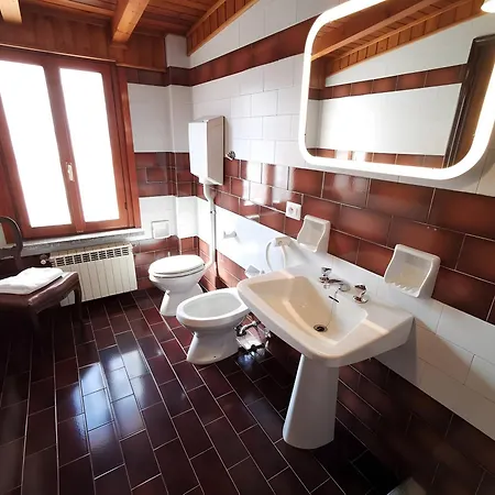 Ferienhaus Elegant Large House F1f2