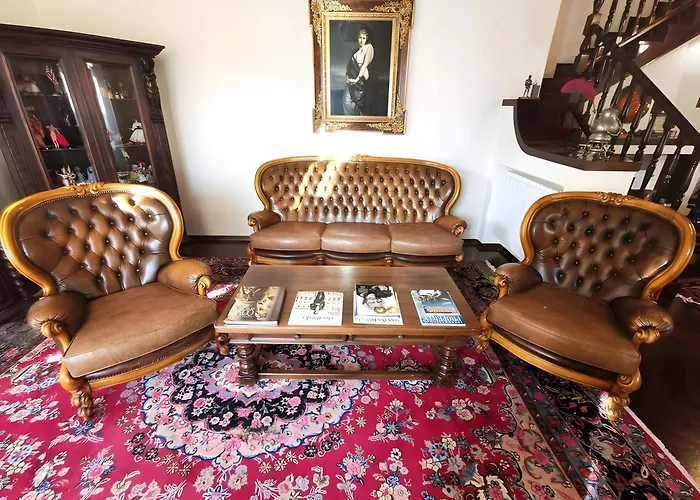 Elegant Large House F1f2 Nyaraló